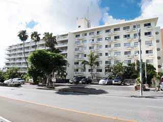 首里ハイム観音堂前外観